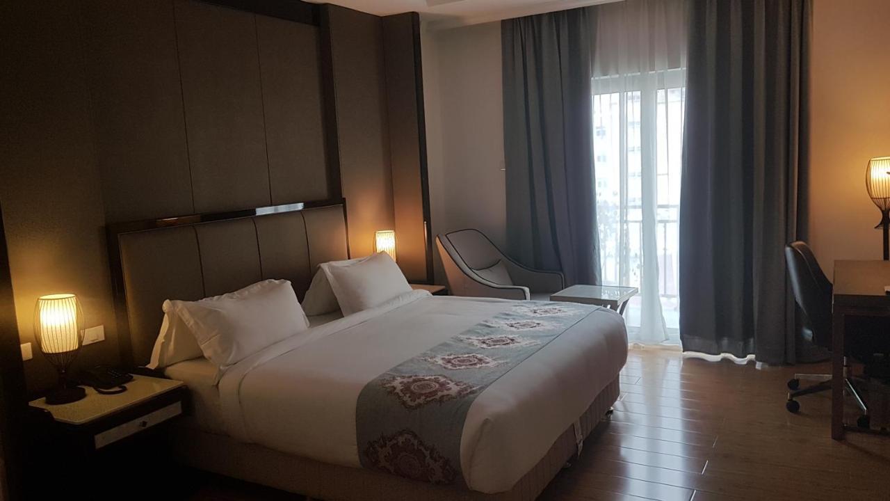 Check Inn Hotel Addis Ababa Dış mekan fotoğraf